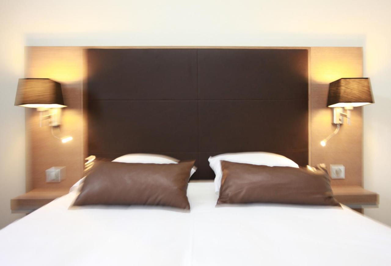 קסטלנודארי Hotel Restaurant Du Centre Et Du Lauragais מראה חיצוני תמונה